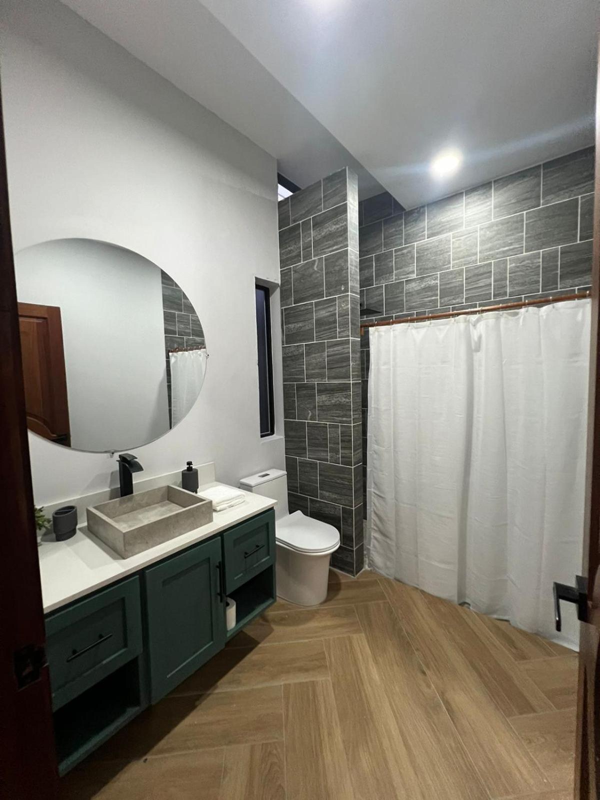 La Isla Bonita Residence 弗洛勒斯 外观 照片