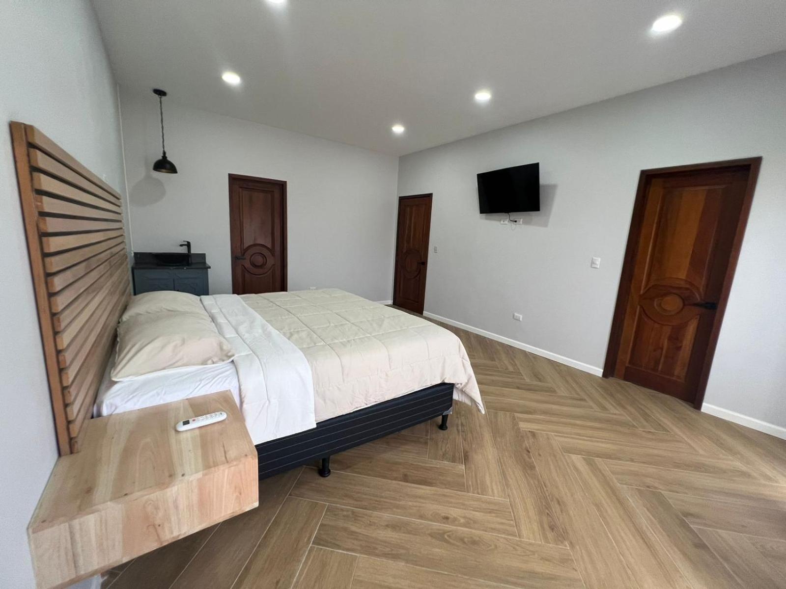 La Isla Bonita Residence 弗洛勒斯 外观 照片