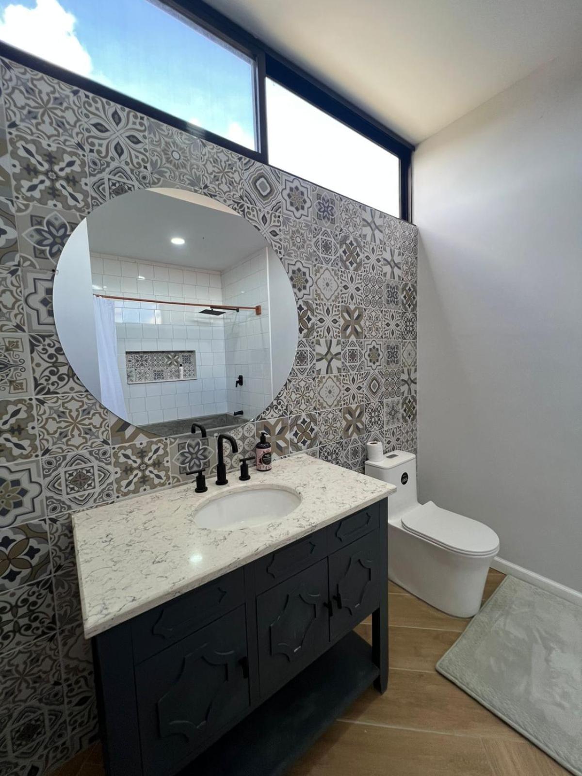 La Isla Bonita Residence 弗洛勒斯 外观 照片